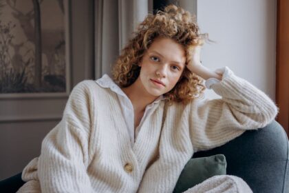 Vêtements femme indispensables pour une journée confort 1