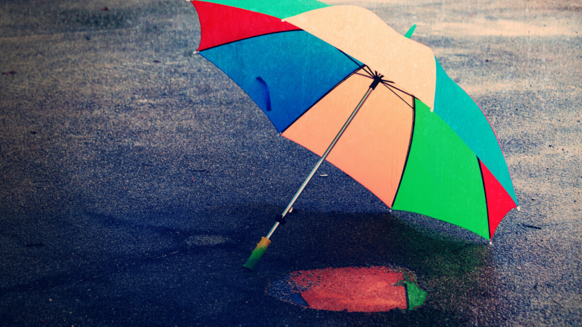 Acheter un parapluie durable et raffiné : les atouts des marques reconnues